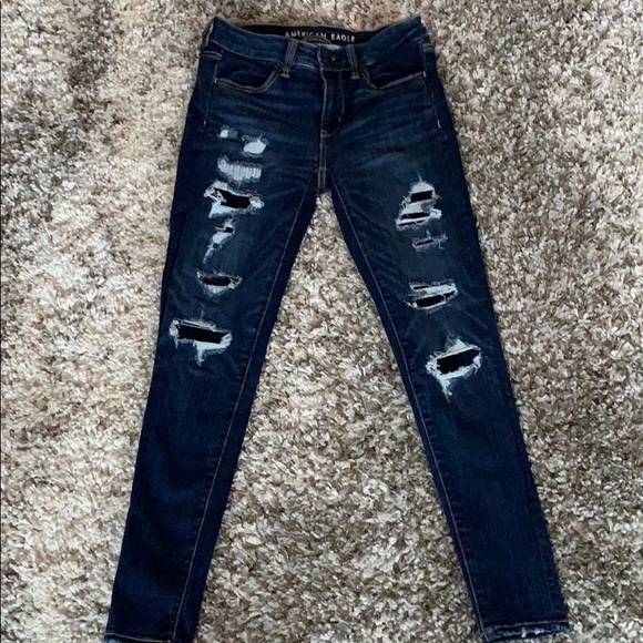 American Eagle Distressed low rise jegging jeans